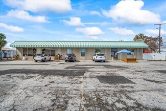 More details for 95-99 S Plumosa St, Merritt Island, FL - Retail for Sale