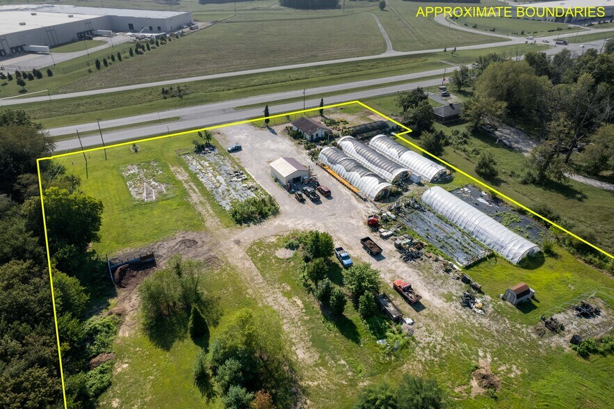 8911 Highway 62, Charlestown, IN à vendre - Photo principale - Image 1 de 22