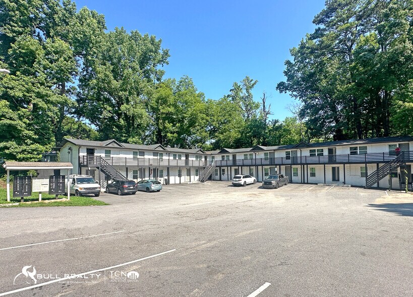 1931 Joseph E Boone Blvd NW, Atlanta, GA à vendre - Photo du bâtiment - Image 3 de 11