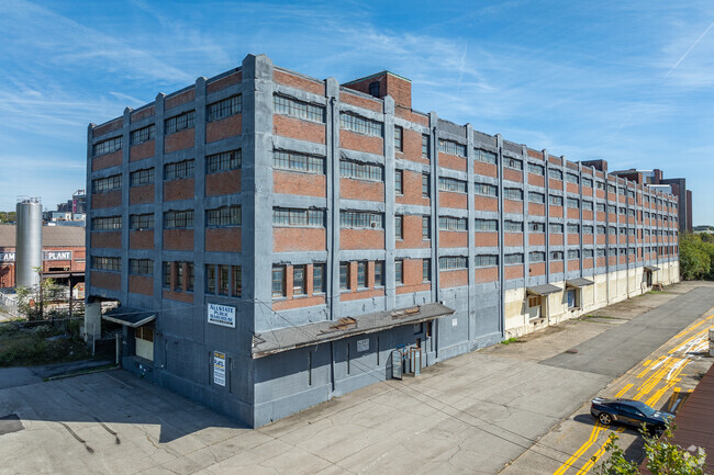 Plus de détails pour 117 North Ave, Youngstown, OH - Industriel à vendre