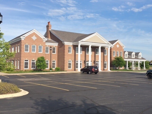 1500 S Route 31, McHenry, IL à louer Photo du bâtiment- Image 1 de 3