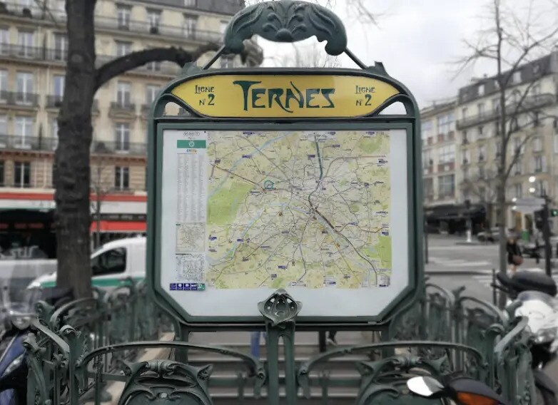 Commerce de détail dans Paris à louer Photo du bâtiment- Image 1 de 3