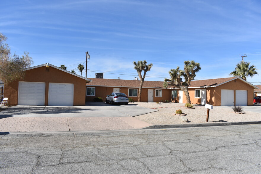 6424 Athol Ave, Twentynine Palms, CA à vendre - Photo du b timent - Image 2 de 24