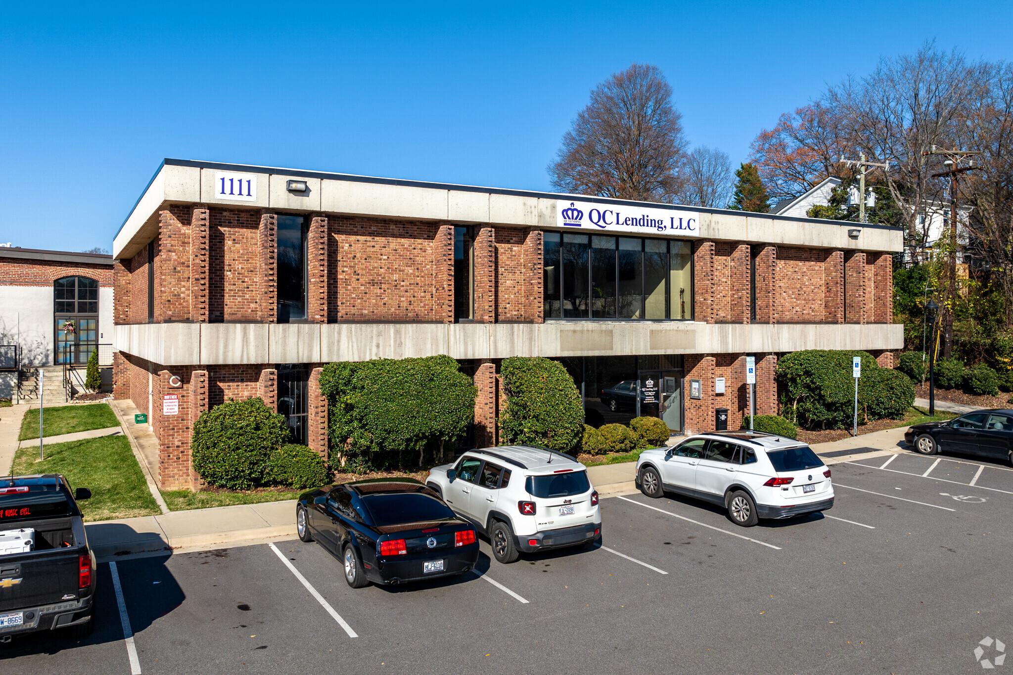 1111 Hawthorne Ln, Charlotte, NC for sale Building Photo- Image 1 of 1