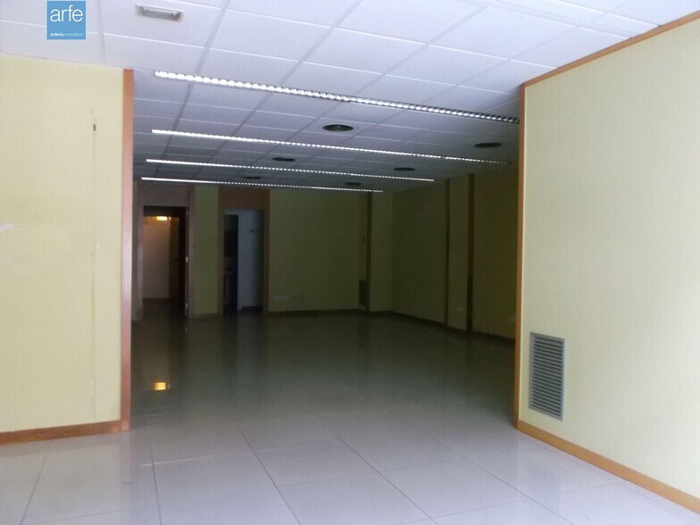 Immeuble residentiel dans Manresa, Barcelona à vendre - Photo intérieure - Image 3 de 23