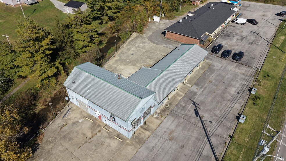 1620 Shakertown Rd, Danville, KY à vendre - Photo du bâtiment - Image 2 de 12