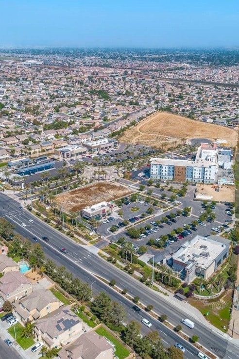 7226 Hamner Ave, Eastvale, CA for lease Primary Photo- Image 1 of 14