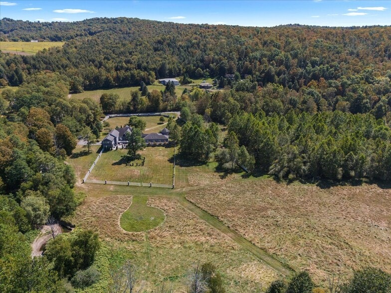 3533 PA 2012, Union Dale, PA à vendre - Photo du bâtiment - Image 3 de 69