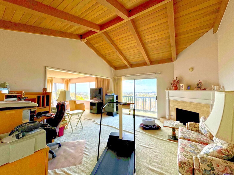 1621 Grand Ave, Santa Barbara, CA for sale - Building Photo - Image 3 of 28