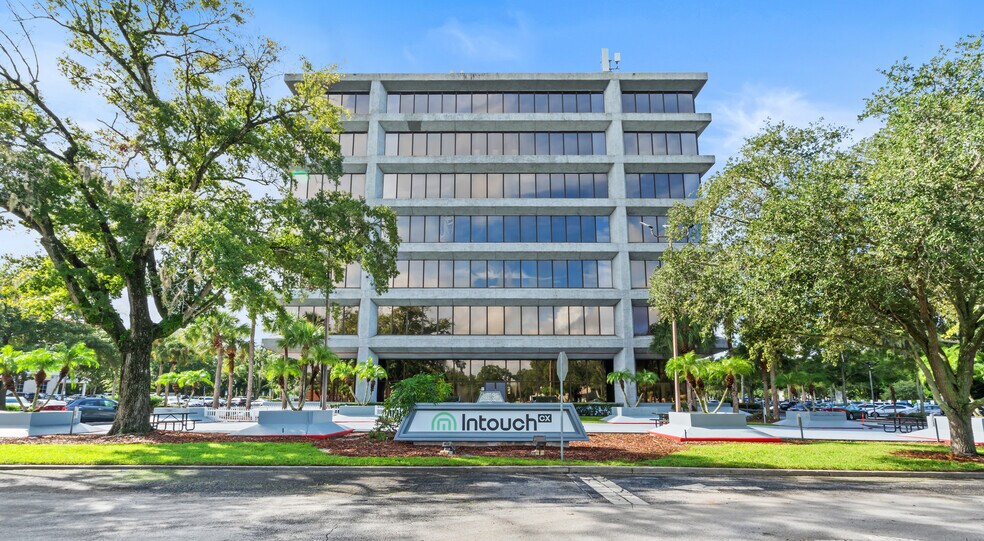 850 E Altamonte Dr, Altamonte Springs, FL à vendre - Photo du bâtiment - Image 3 de 7