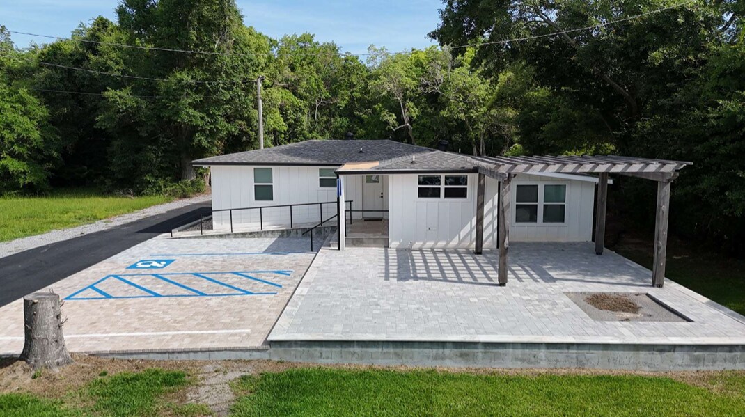 730 E Pass Rd, Gulfport, MS à vendre Photo du bâtiment- Image 1 de 1