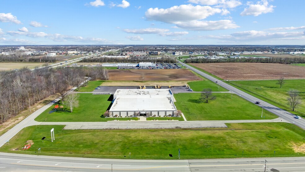 2025 E 4th St, Lima, OH à vendre - Photo du bâtiment - Image 3 de 97