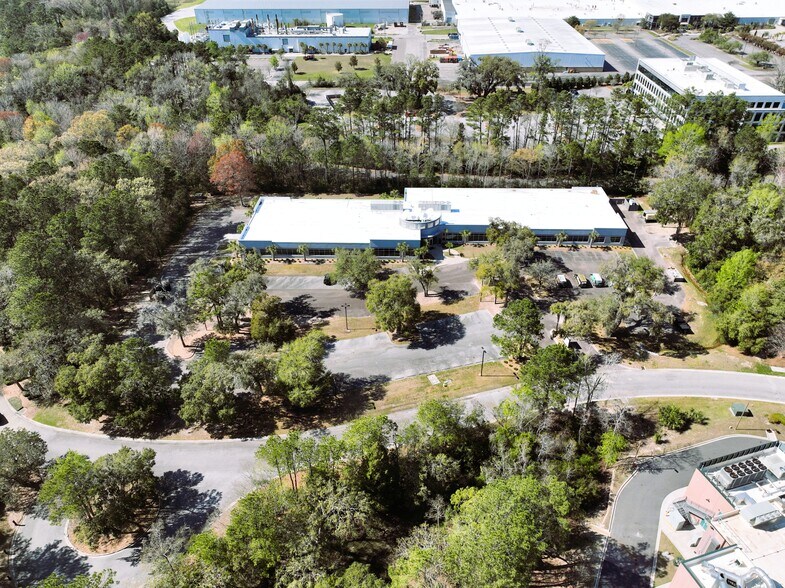 4230 Faber Place Dr, North Charleston, SC for lease - Building Photo - Image 2 of 6