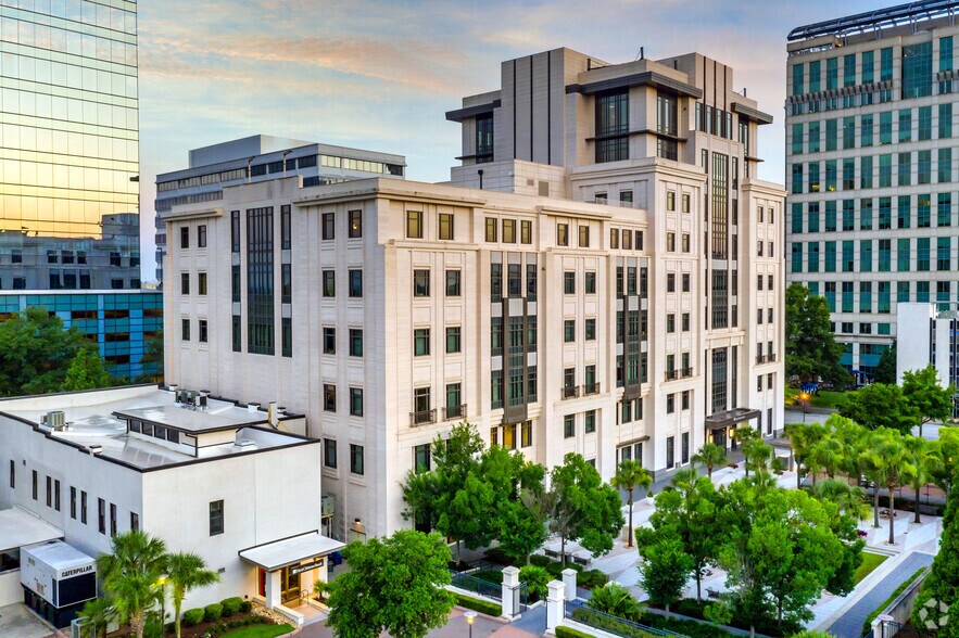 1230 Main St, Columbia, SC à louer - Photo du bâtiment - Image 2 de 4