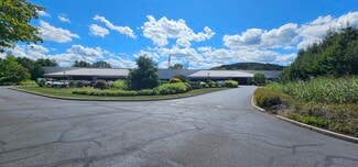Plus de détails pour 14 High Bridge Rd, Sandy Hook, CT - Industriel à vendre