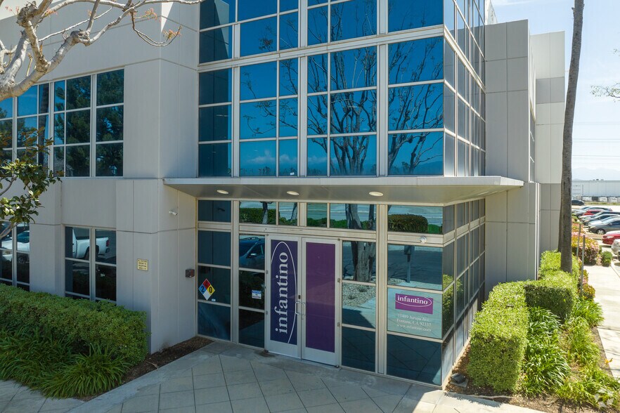 13489 Jurupa Ave, Fontana, CA for lease - Building Photo - Image 3 of 7