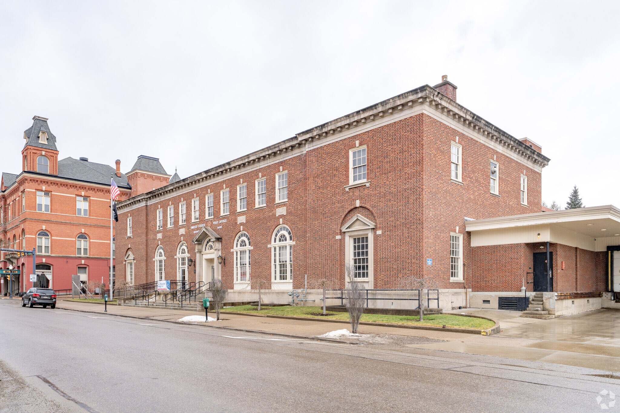 210 W 3rd Ave, Warren, PA à louer Photo principale- Image 1 de 6