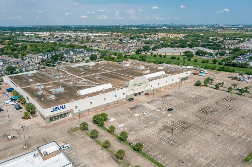 8800 W Sam Houston Pky S, Houston, TX for lease - Building Photo - Image 3 of 10