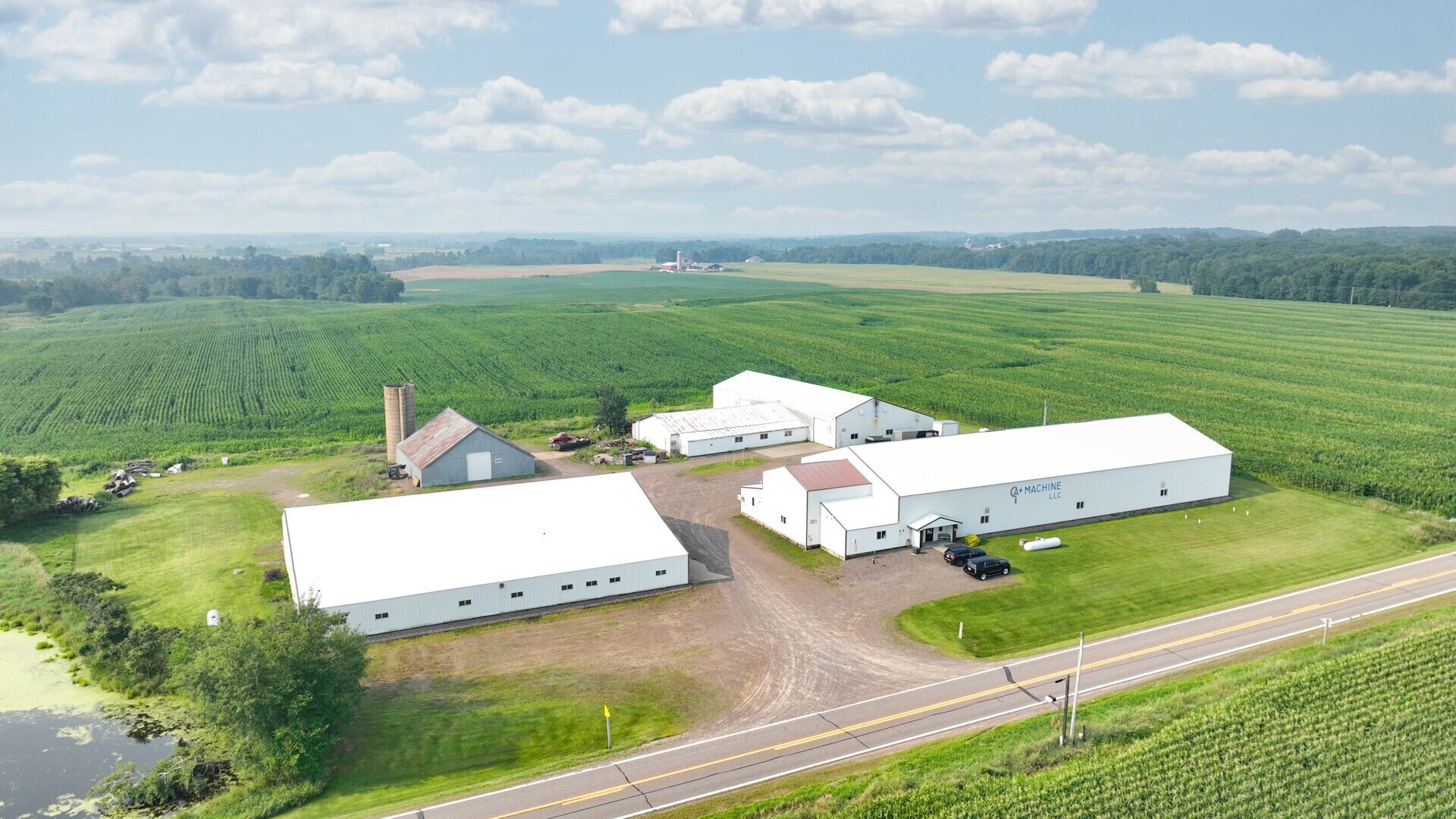 20521-20525 Hwy 64, Cornell, WI à vendre Aérien- Image 1 de 16