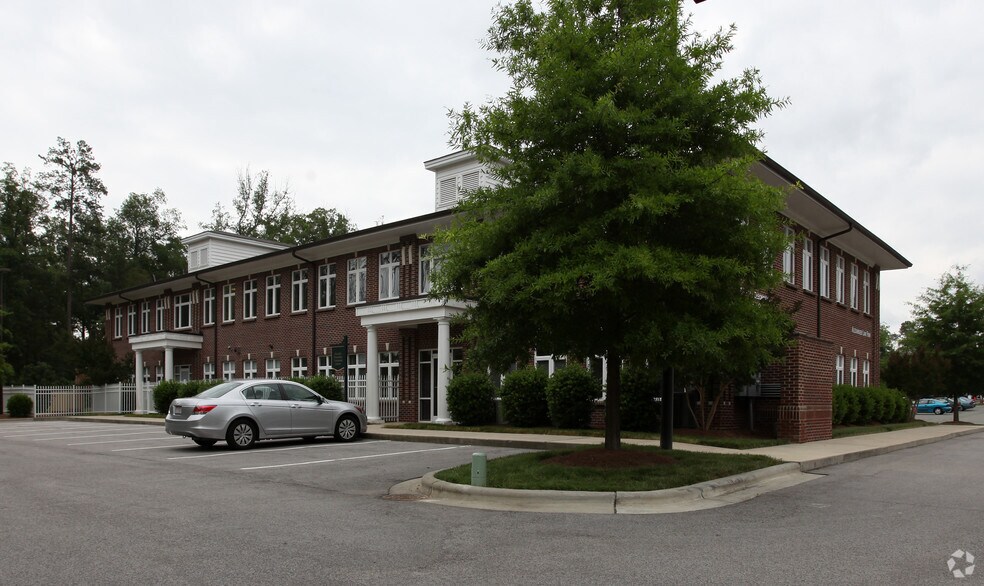 5003 Southpark Dr, Durham, NC à vendre - Photo du bâtiment - Image 3 de 106