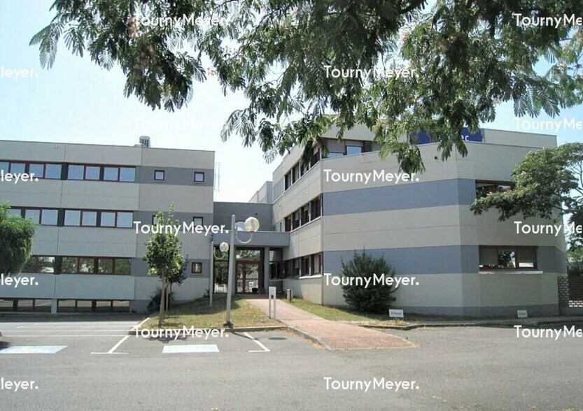 35 Avenue De L'Escadrille Normandie-Niemen, Blagnac à louer - Photo du bâtiment - Image 1 de 12