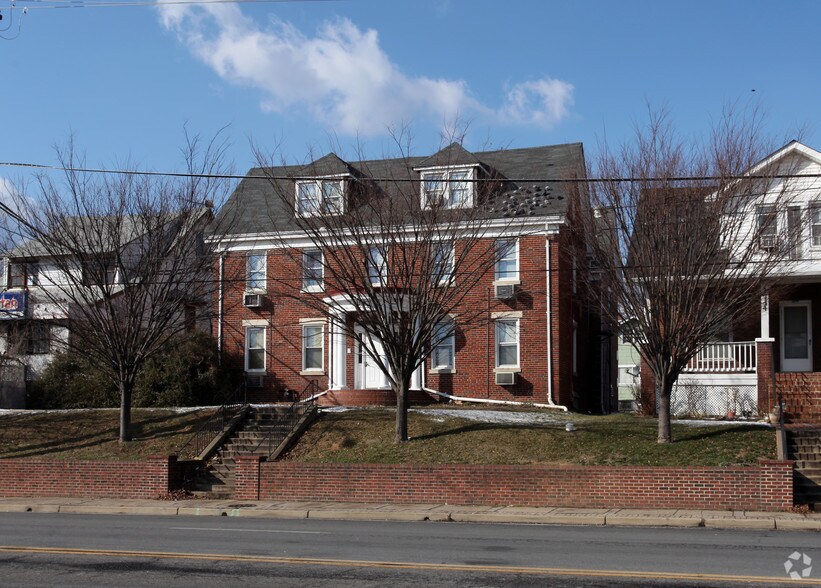 3712 Bladensburg Rd, Brentwood, MD for sale - Primary Photo - Image 1 of 2