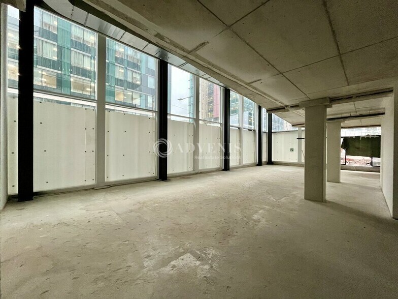 2026 Boulevard De La Défense, Nanterre for lease - Building Photo - Image 3 of 12