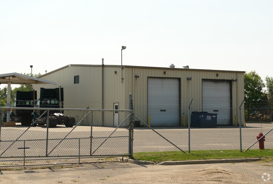 8600 NE Rendova St, Circle Pines, MN for lease - Building Photo - Image 2 of 7