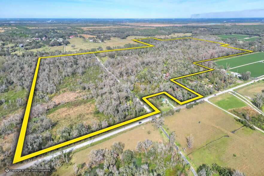 8418 Lupton Place pl, Plant City, FL à vendre - Photo du bâtiment - Image 2 de 14