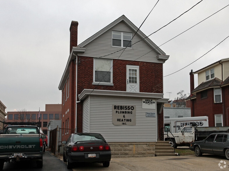 4626 Station Ave, Cincinnati, OH for sale - Building Photo - Image 2 of 2