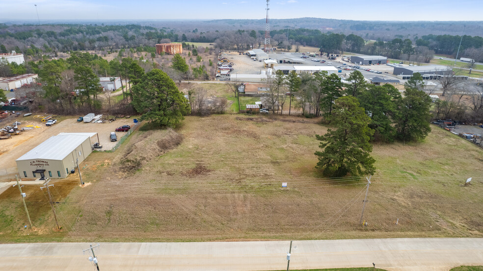 0 Marvin A Smith Industrial Dr, Kilgore, TX for sale - Building Photo - Image 2 of 3