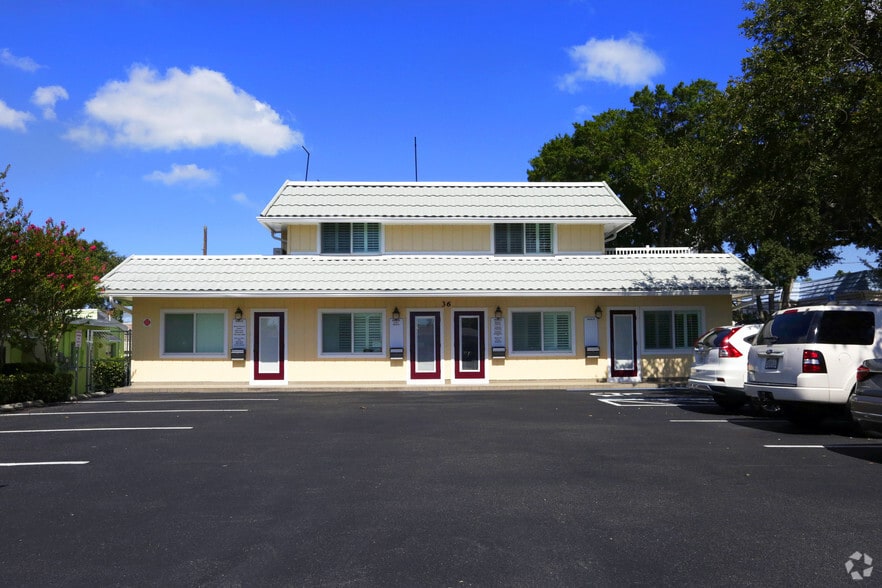 36 Tropic Blvd W, Largo, FL à louer - Photo principale - Image 2 de 5
