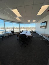 1400 Blair Towers Pl, Ottawa, ON à louer Photo intérieure- Image 2 de 4