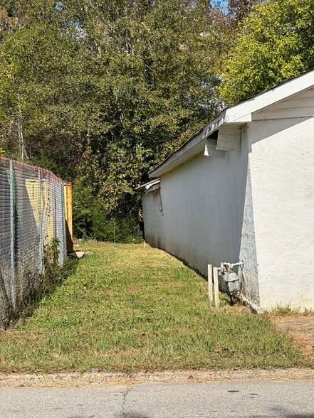 537 Revis St, Lagrange, GA for sale - Building Photo - Image 2 of 6