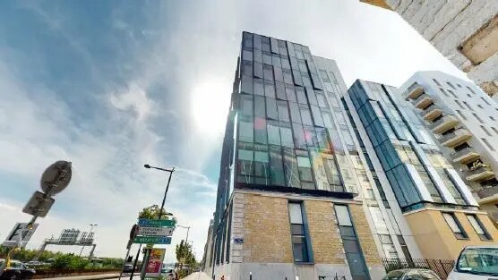 Bureau dans Lyon à louer Photo du bâtiment- Image 1 de 46