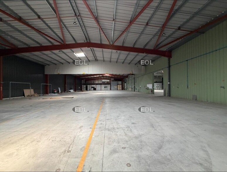 Industrial in Bollène for sale - Interior Photo - Image 3 of 8
