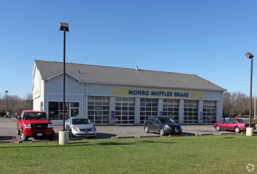 4101 Lakeville Rd, Geneseo, NY for lease - Primary Photo - Image 3 of 3