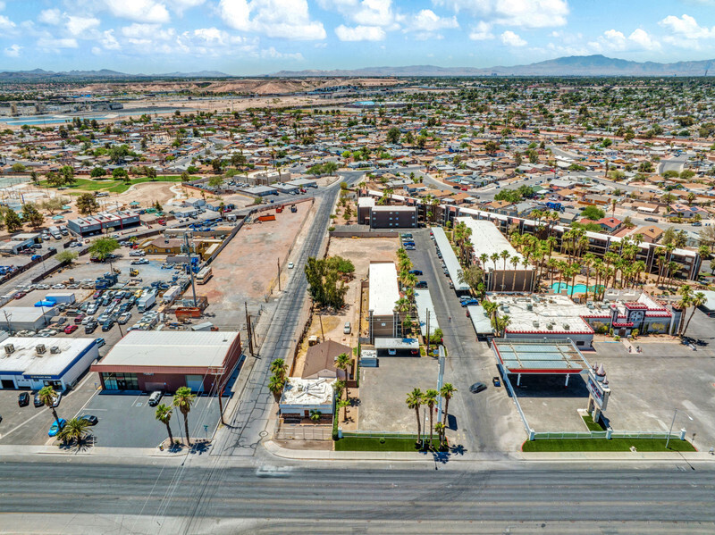 5690 Boulder Hwy, Las Vegas, NV for sale Primary Photo- Image 1 of 1