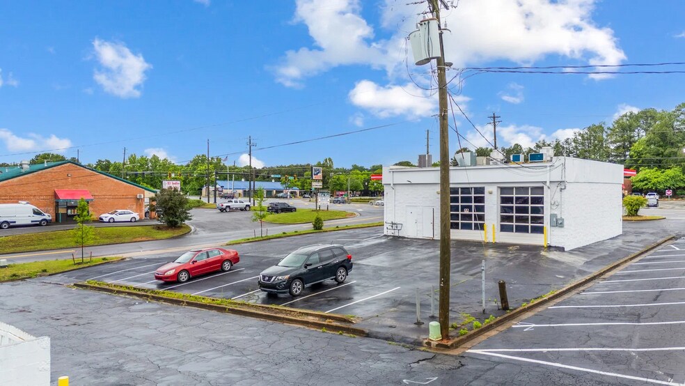 465 W Pike St, Lawrenceville, GA à vendre - Photo du bâtiment - Image 3 de 4