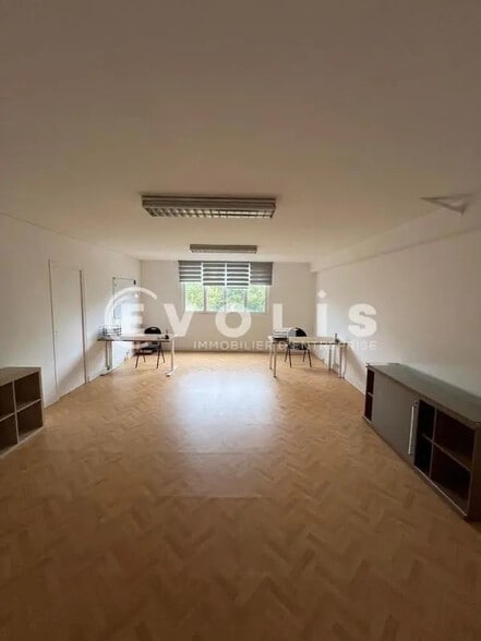 Bureau dans Châtillon à louer - Photo intérieure - Image 1 de 7