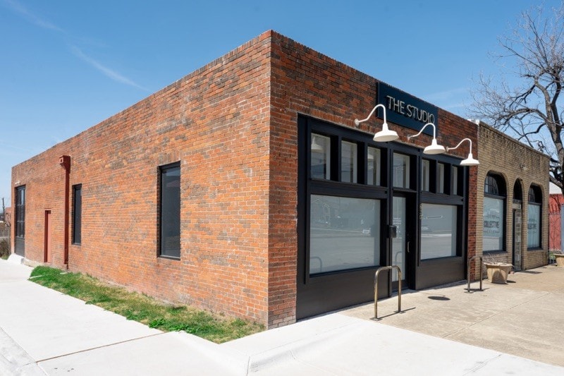 620 S Jennings Ave, Fort Worth, TX for lease - Primary Photo - Image 1 of 7