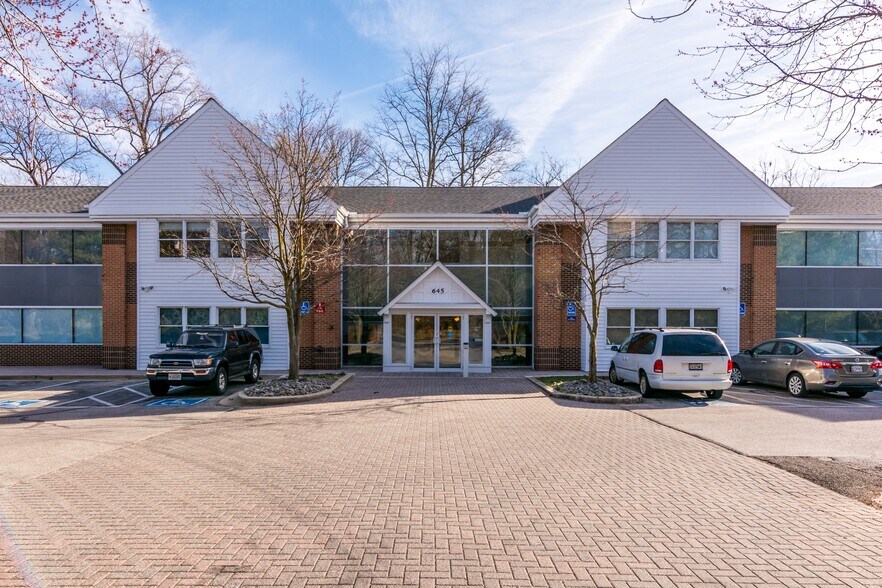 645 Baltimore Annapolis Blvd, Severna Park, MD à vendre - Photo du bâtiment - Image 2 de 8