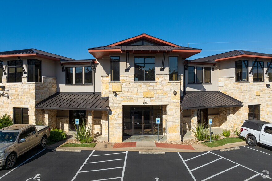 2802 Flintrock Trce, Austin, TX à louer - Photo du bâtiment - Image 3 de 41