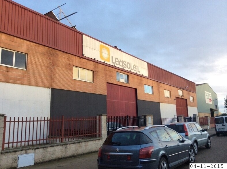 Calle Fuente Cañus Verus, 4, Toro, Zamora for lease - Primary Photo - Image 1 of 9