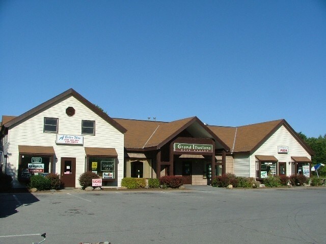 2374 Route 9, Mechanicville, NY à louer - Photo du bâtiment - Image 2 de 7