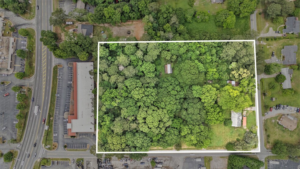 7441 McElroy Dr, Riverdale, GA à vendre - Photo du bâtiment - Image 3 de 17