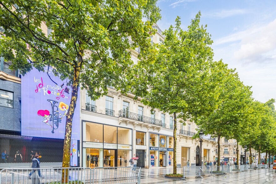 116 Avenue Des Champs Elysées, Paris à louer - Photo du bâtiment - Image 1 de 14