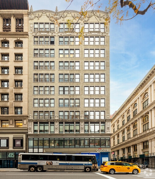 411 Fifth Ave, New York, NY for lease - Building Photo - Image 3 of 10