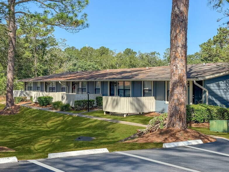 2424 W Tharpe St, Tallahassee, FL à vendre - Photo du bâtiment - Image 1 de 20