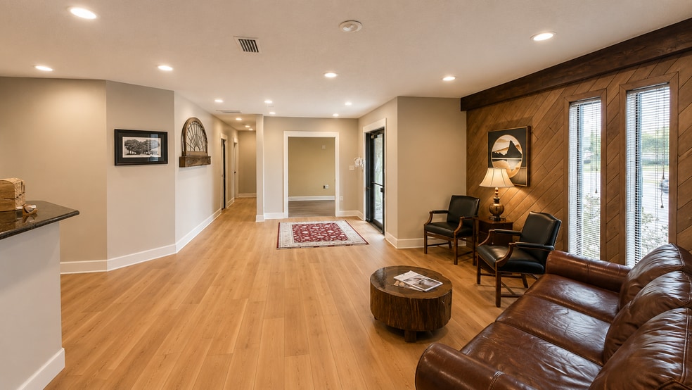 5114-5116 Stepp Ave, Jacksonville, FL for sale - Interior Photo - Image 3 of 17